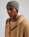 3-colour merino wool hat with ribbed knit 3