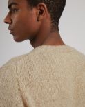 Beige long-sleeve crew-neck sweater 5