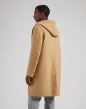 Manteau droit beige en laine à capuche et cordon de serrage 4