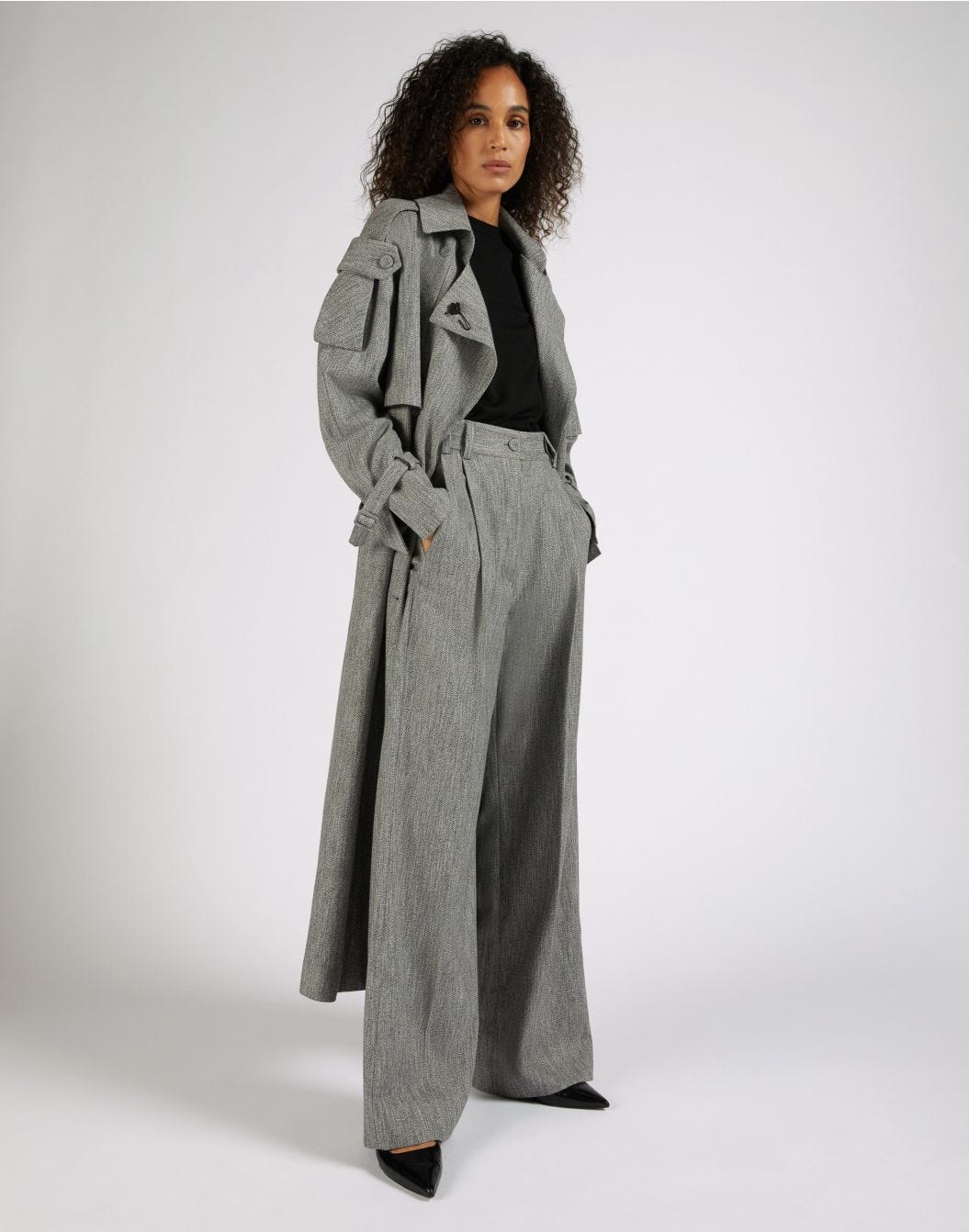 Pantalon gris à taille haute en coton mélangé à de la laine