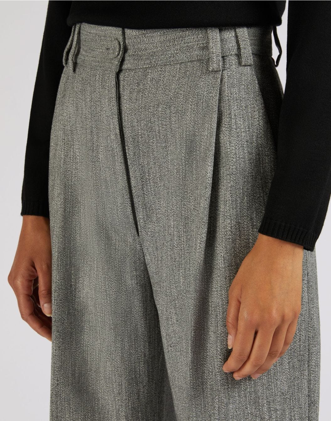 Pantalon gris à taille haute en coton mélangé à de la laine