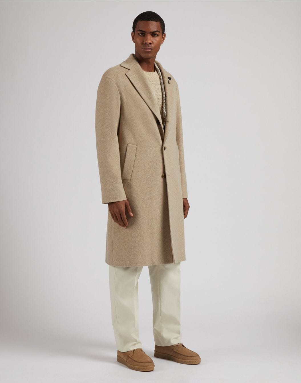 Beige single-breasted beaver-look cashmere coat