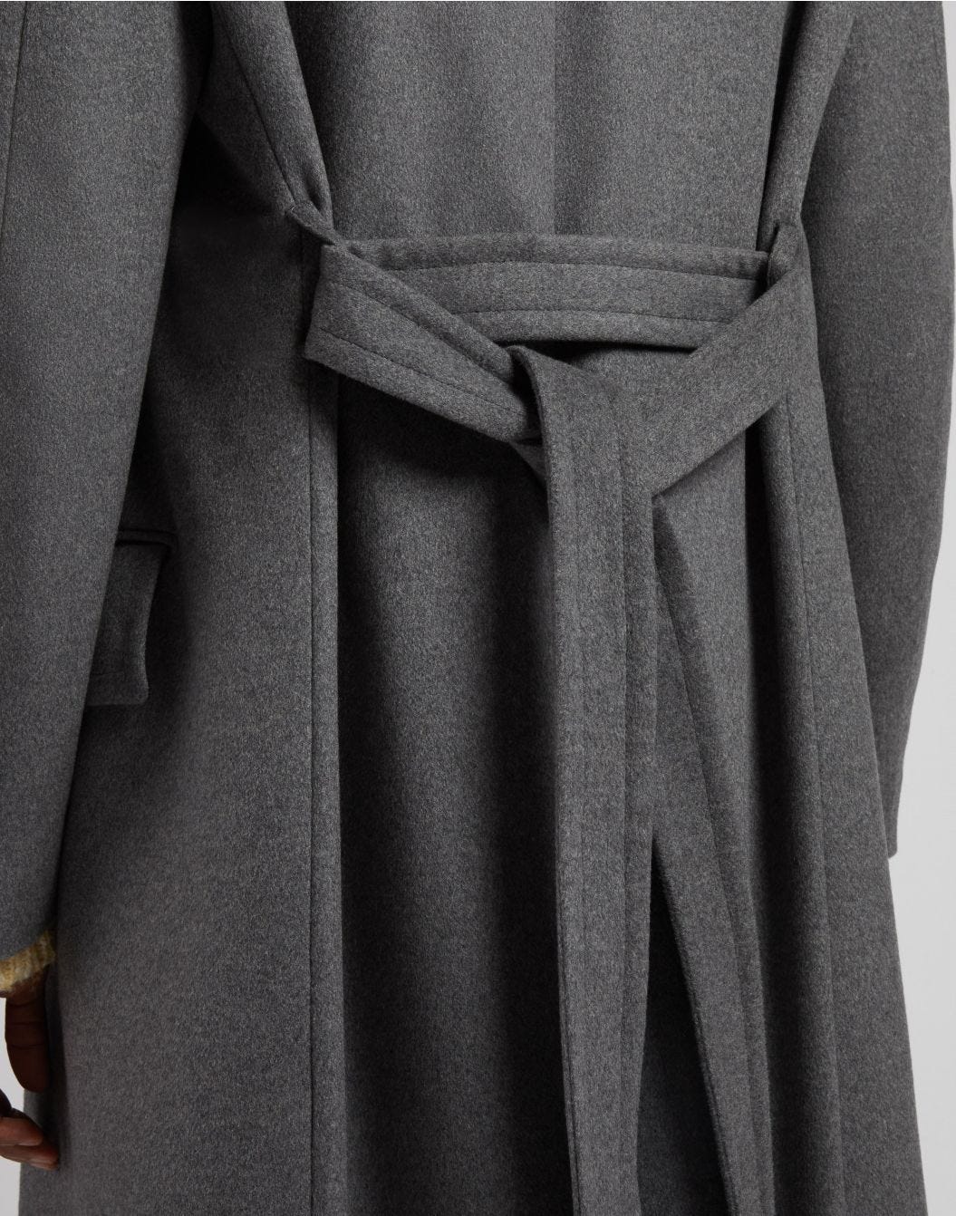 Grey double-breasted coat in pure recycled cashmere