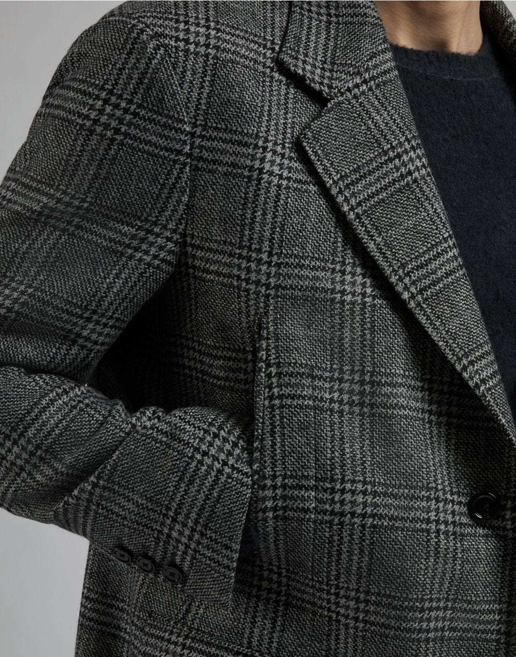 Single-breasted jacket in grey and black patterned cashmere lambswool