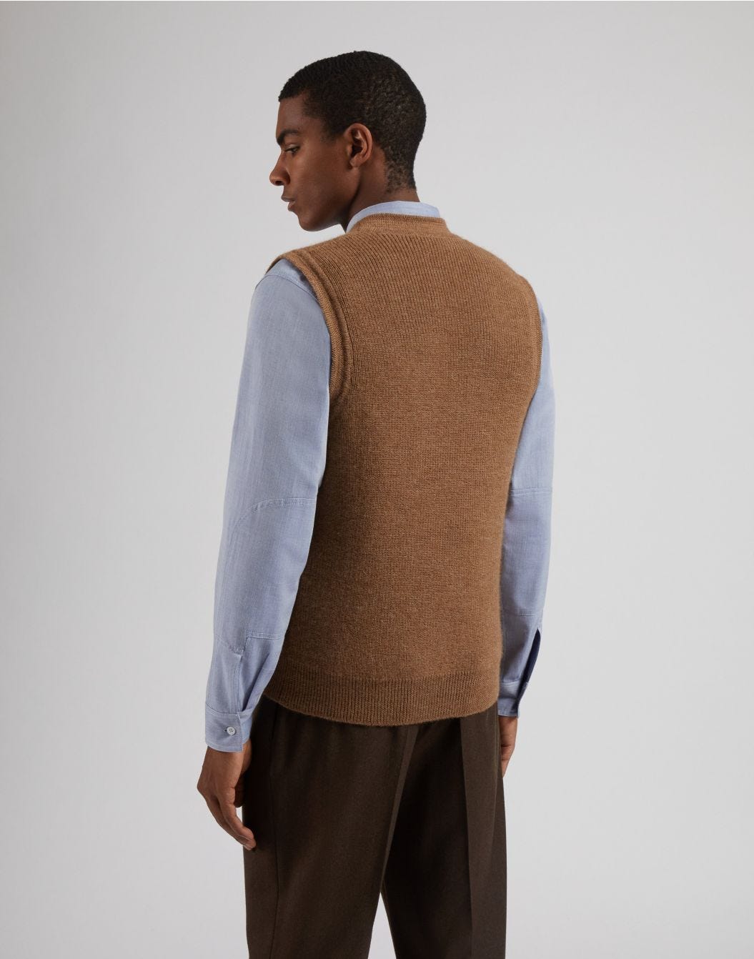 Gilet nocciola in maglia di lana bio e alpaca