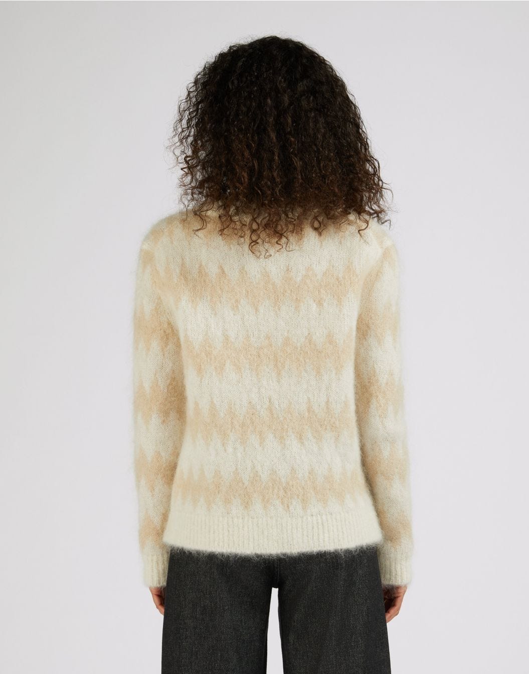 Cardigan bicolore beige e bianco in filato mohair