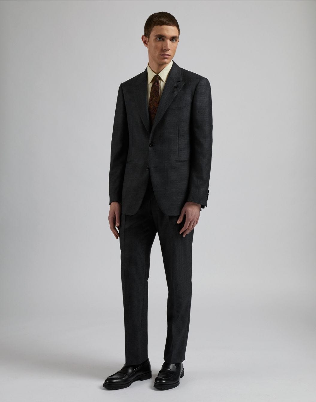 Feeling line grey and black suit in pure wool damier fabric