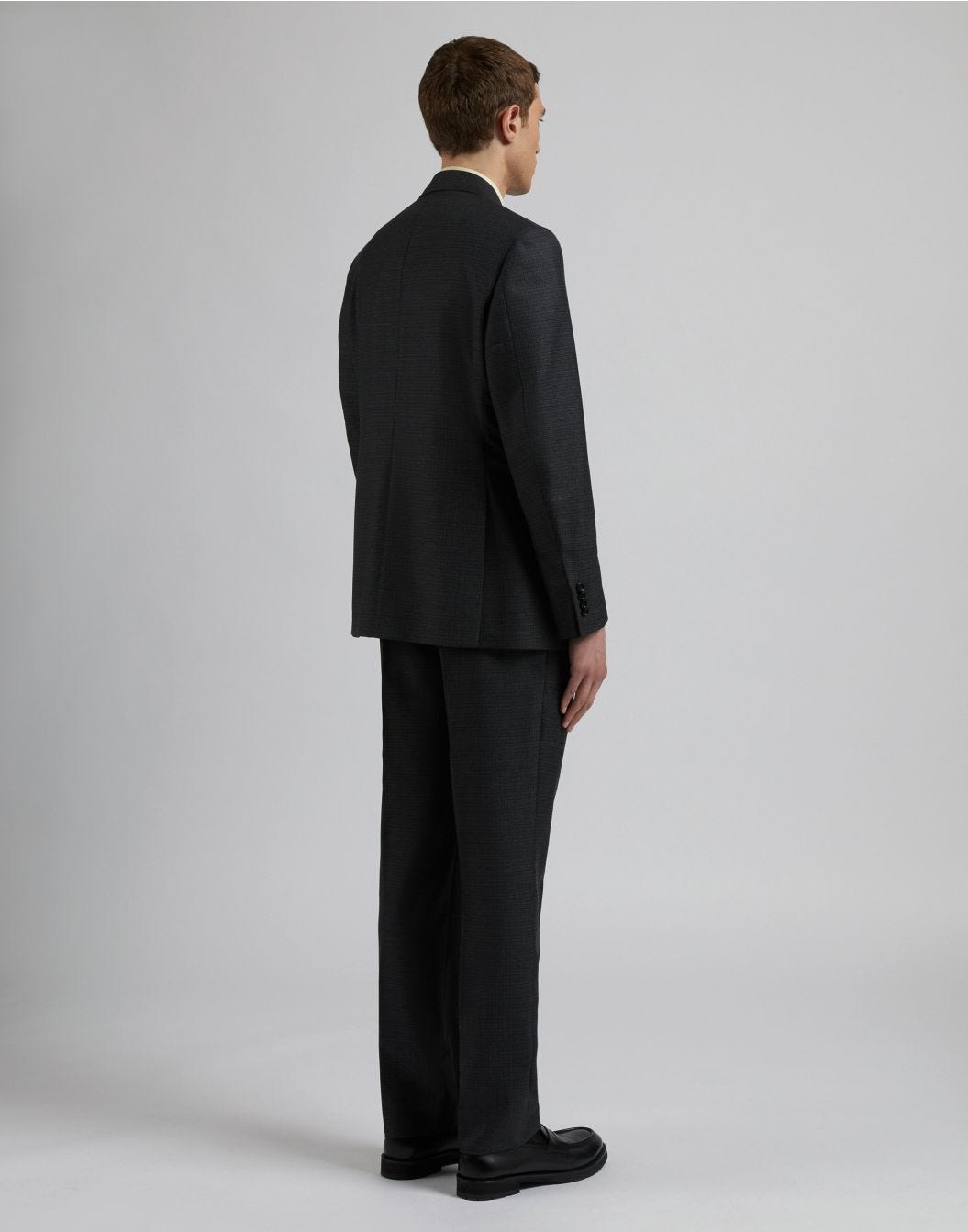 Feeling line grey and black suit in pure wool damier fabric