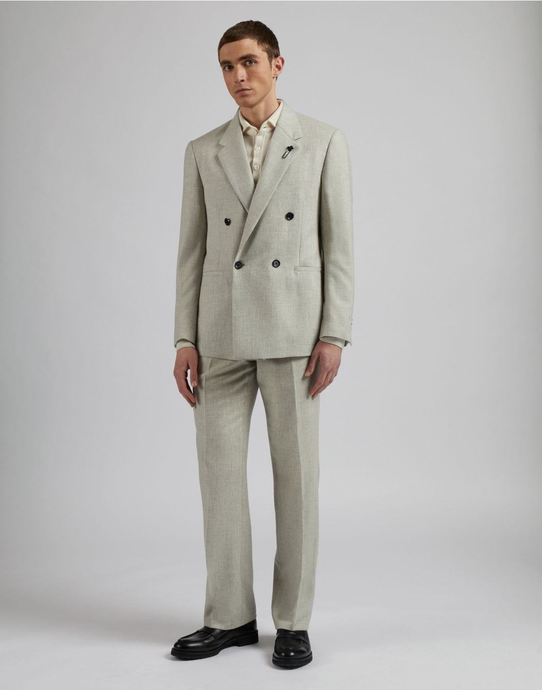 Feeling line suit in cream-coloured light-flannel cashmere