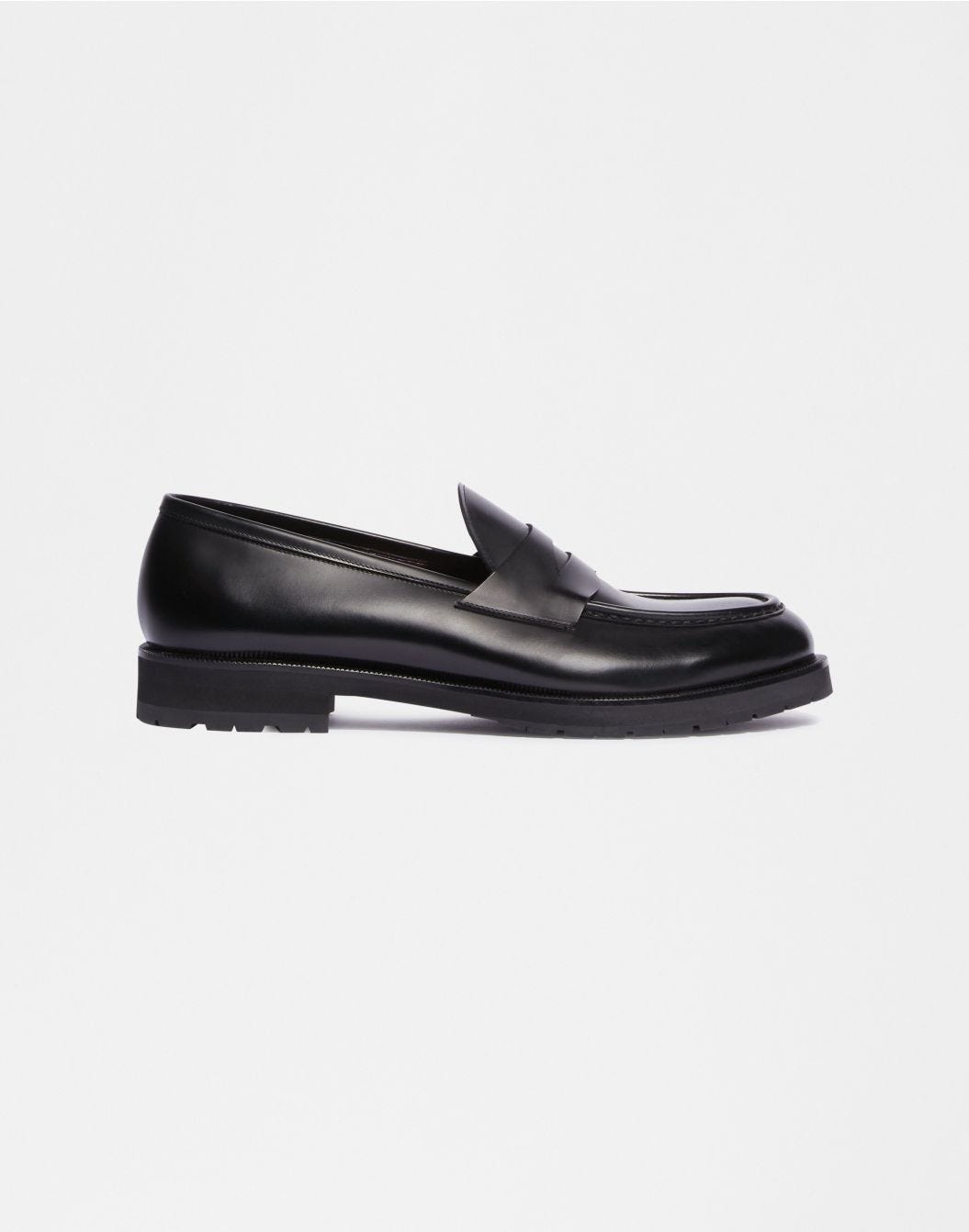 Black leather loafer with heel