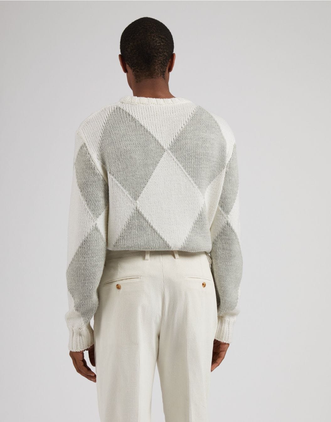 White crew-neck sweater with two-tone grey intarsia