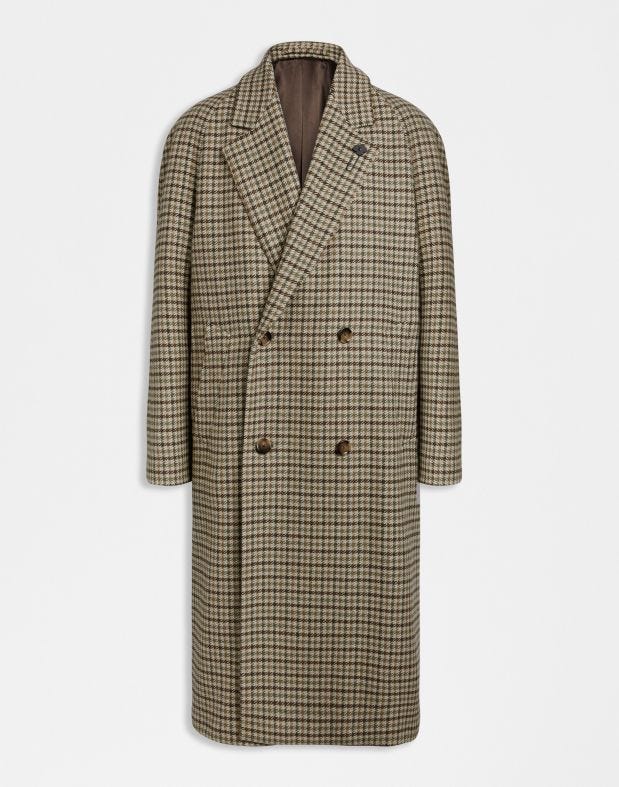 Wool cashmere fabric patterned double-breasted coat.