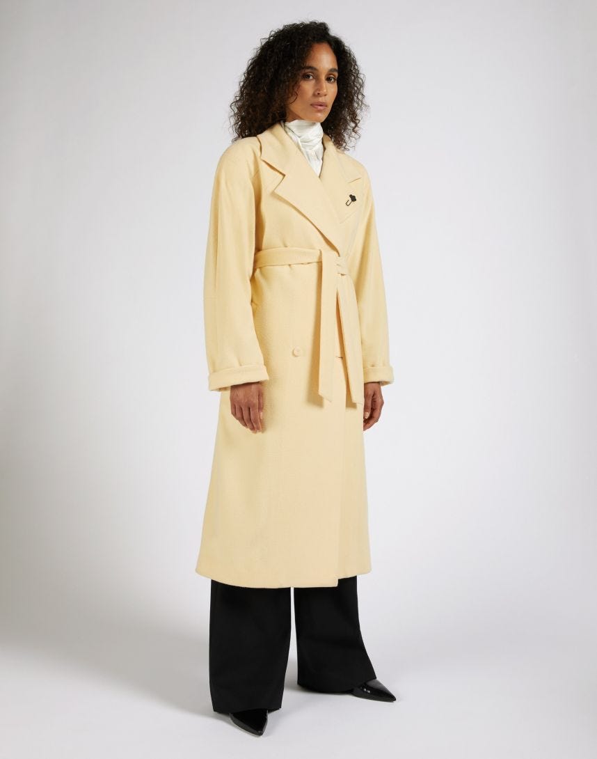 Manteau à double boutonnage jaune long over en cachemire