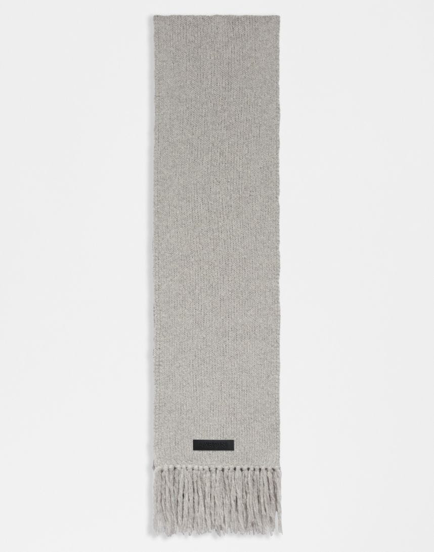 Sciarpa grigia in maglia di lana e cashmere con peneri
