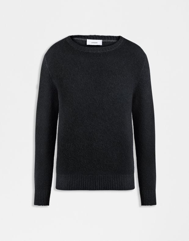 Black crew-neck plain knit sweater