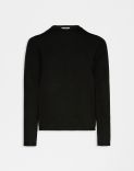 Black long-sleeved knit crew-neck 1