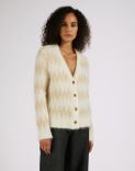 Cardigan bicolore beige e bianco in filato mohair 2