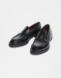 Black leather loafer with heel 1