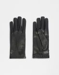 Gants noirs en peau de cerf et intérieur en cachemire 1